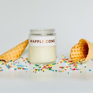 Waffle cone candle